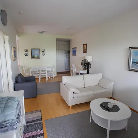 Mid Haven Cozy With Sauna, Glassed Balcony And Free Parking *